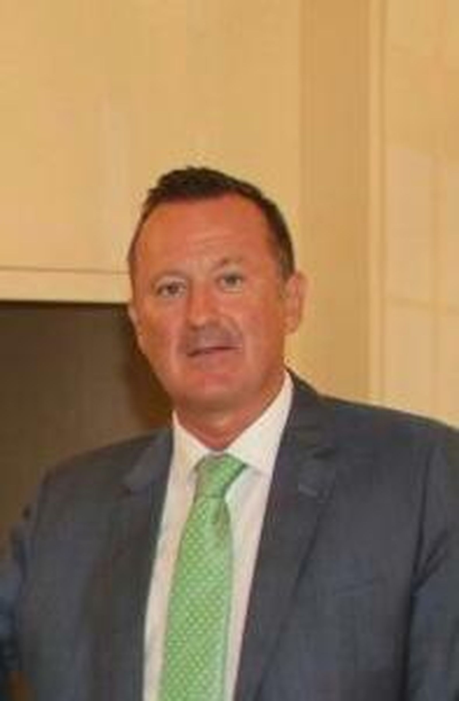 Fermín Villarrubia, magistrado autor de la guía para acercar el Código Penal a los jóvenes