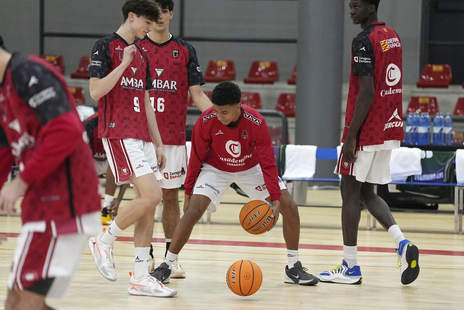 Unicaja Alhaurín de la Torre-Casademont Zaragoza, en fotos