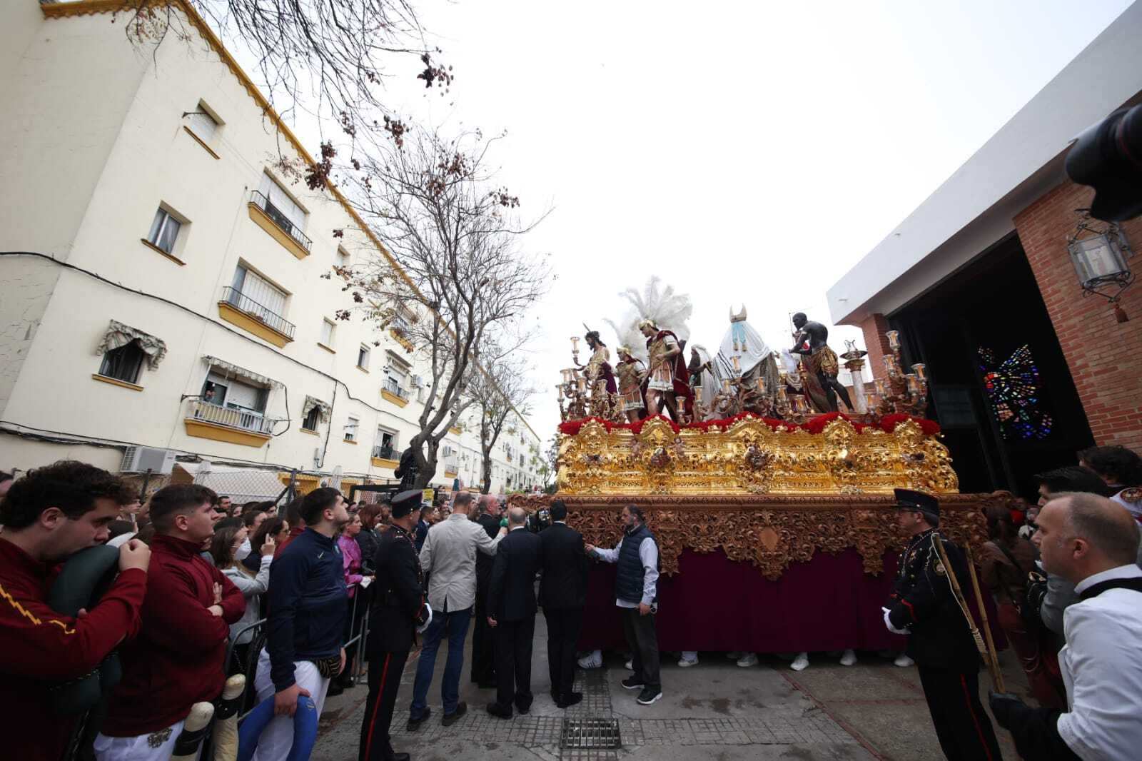 Imágenes de la hermandad de la Paz de Fátima
