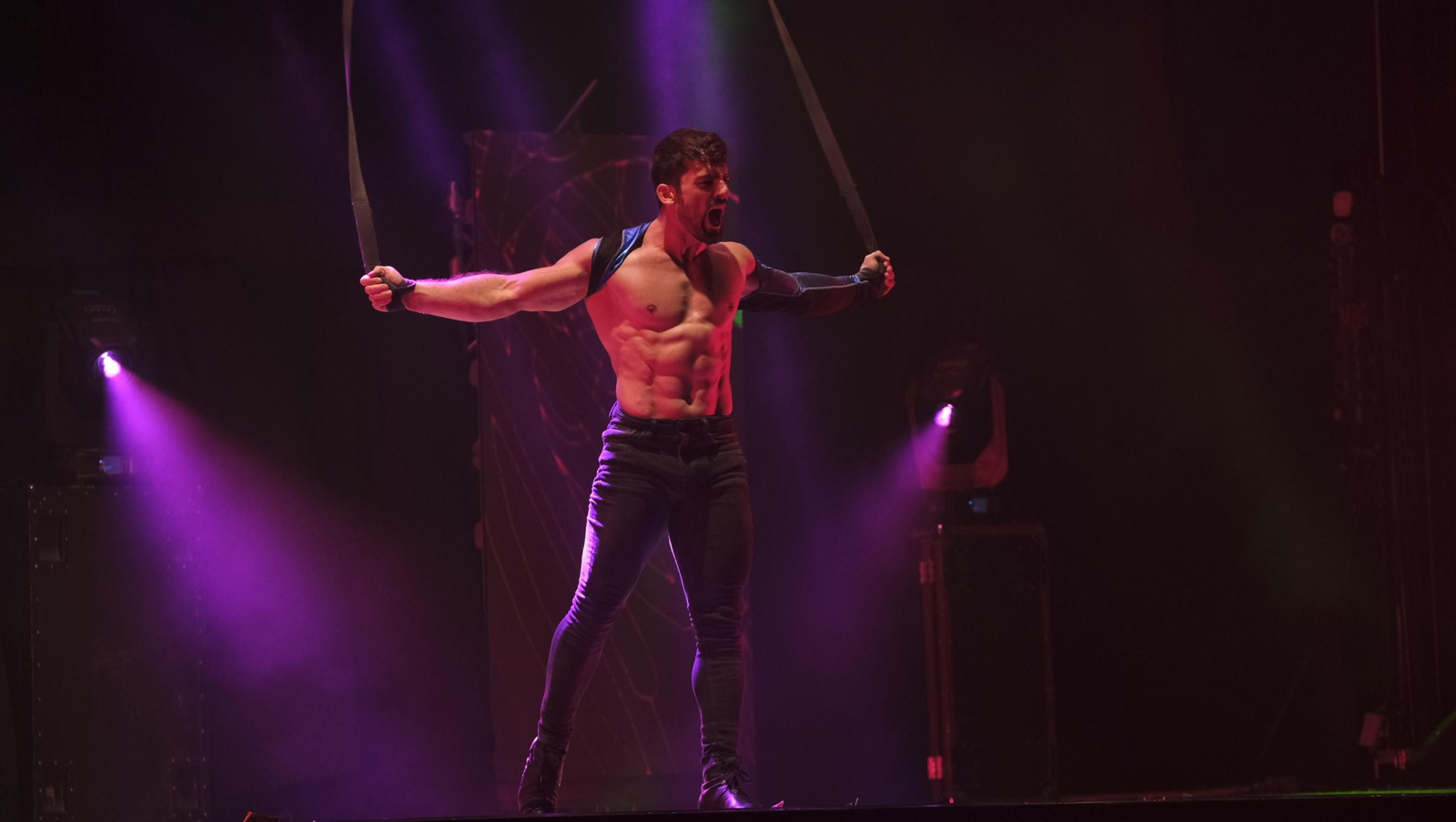 Imágenes del espectáculo 'The Talent' en la Gala XV Aniversario Diario de Almería