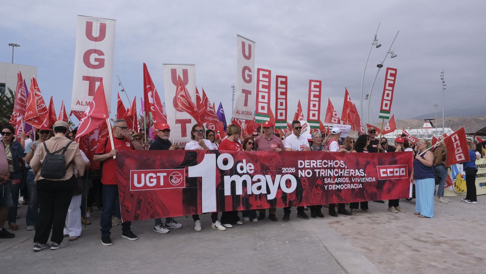 En defensa de los trabajadores: las imágenes de la manifestación del 1 ...