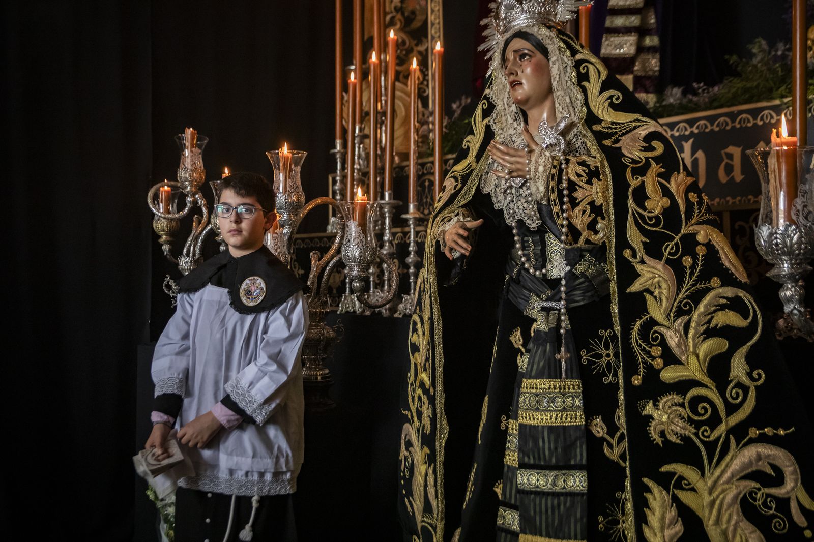 Las imágenes de los besapiés y besamanos del tercer Domingo de Cuaresma en Jerez: veneraciones del centro a los barrios