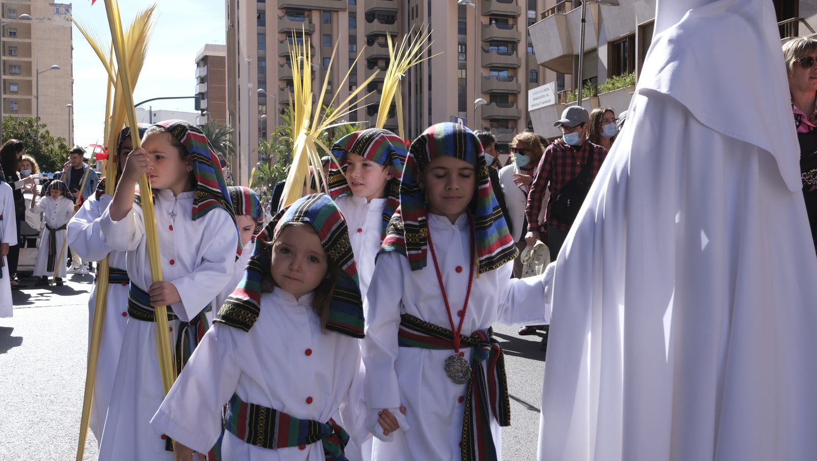 Fotogalería de la procesión de La Borriquita en Almería. Semana Santa 2022.