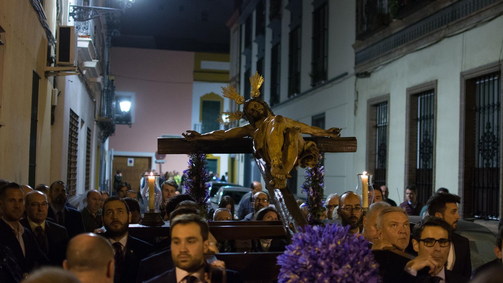Vía crucis con el Cristo del Mayor Dolor, del Dulce Nombre