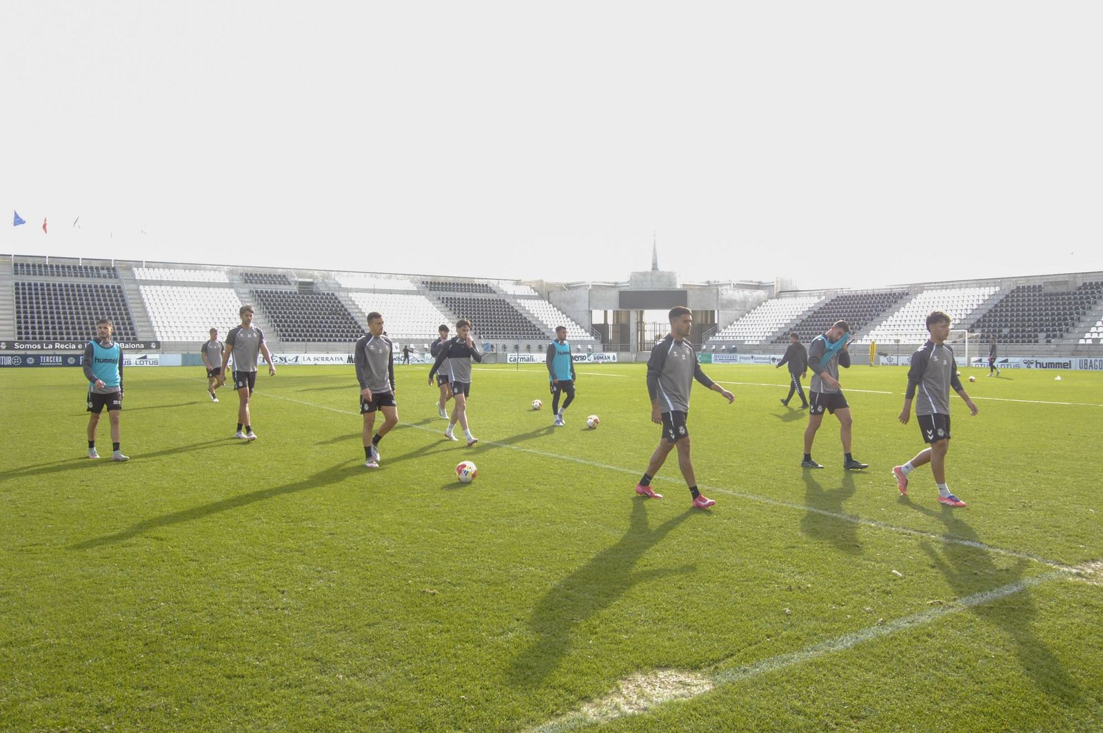 Las fotos del primer entrenamiento de David Muñoz con la Balona