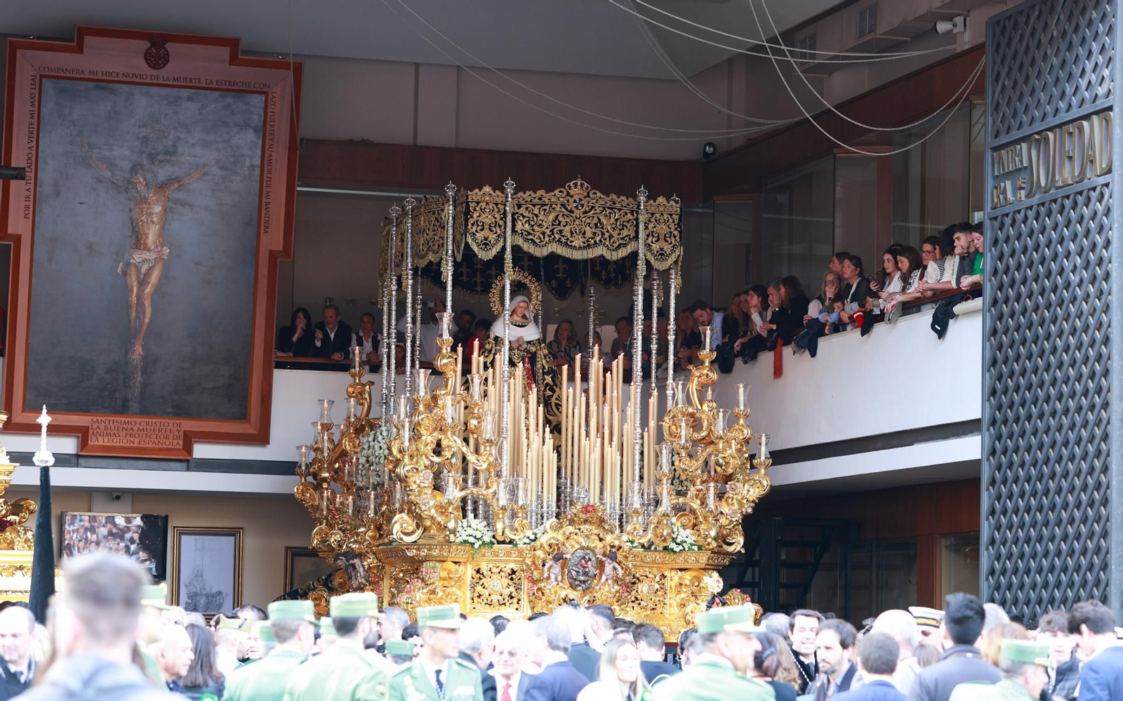 Mena y la Legión en su procesión del Jueves Santo en Málaga, en fotos Mena y la Legión en su procesión del Jueves Santo en Málaga, en fotos