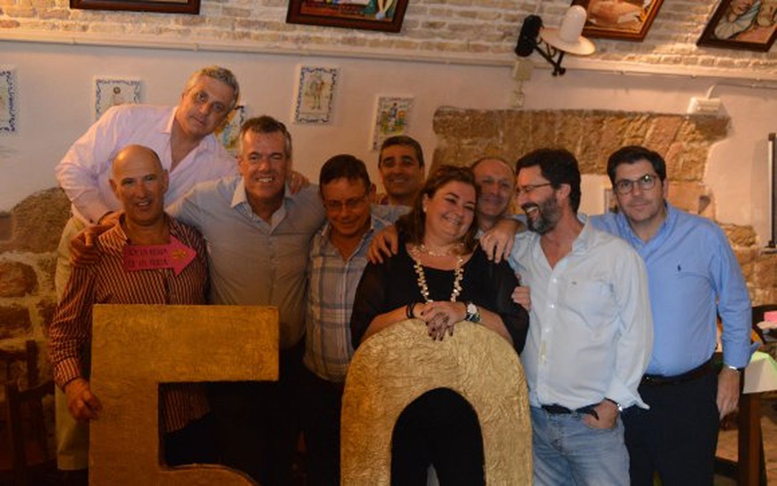 Antonio Vela, Pedro Agudo, Johan Vroenhoven, Carmen Izquierdo, Juan Carlos Lacave, Antonio Sánchez, Juan Padilla, Manuel Rodríguez-Sánchez y Rafael Pérez.


Foto: Ignacio Casas de Ciria