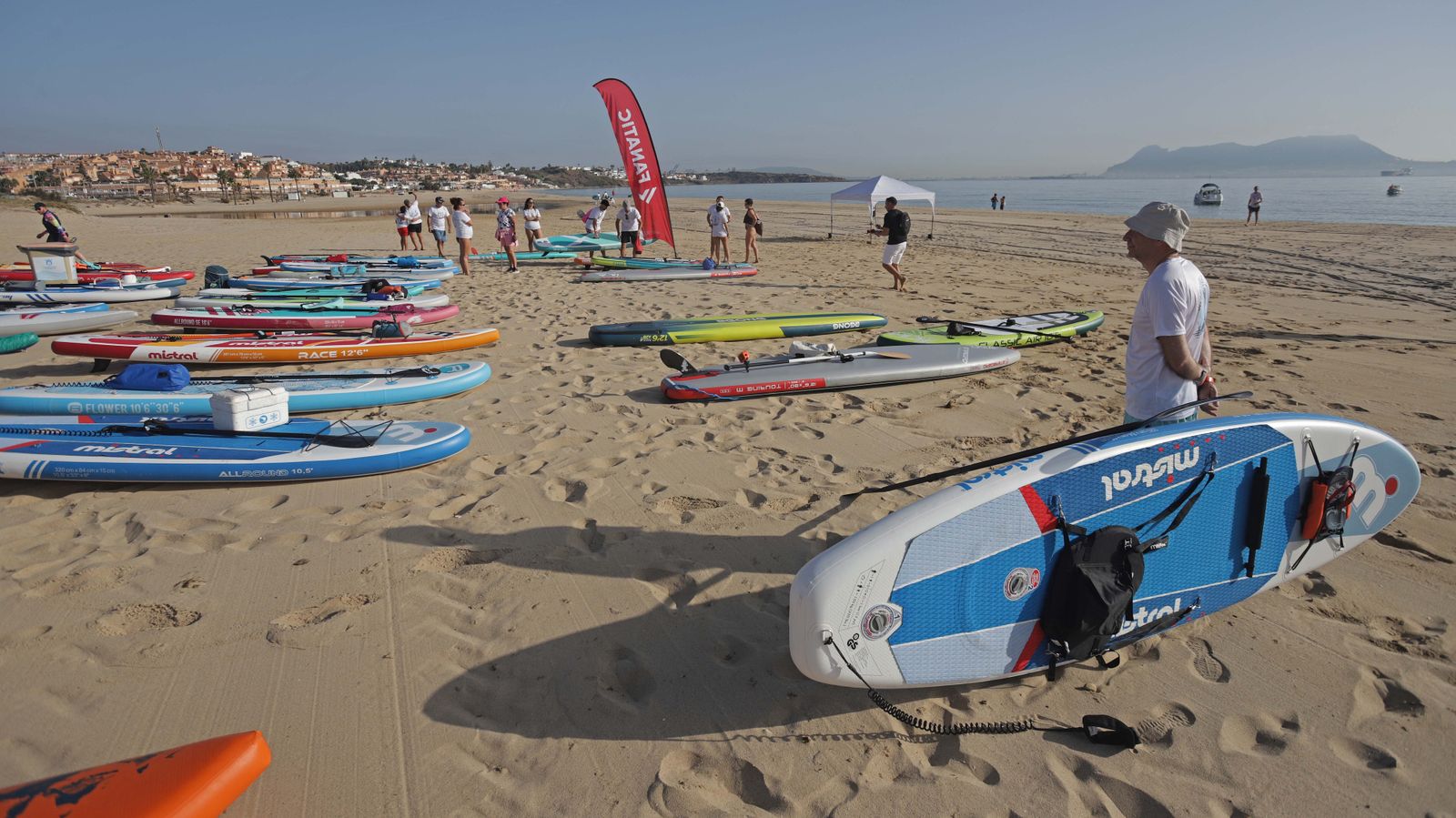 Fotos de la II concentración de paddel surf en la playa de Getares