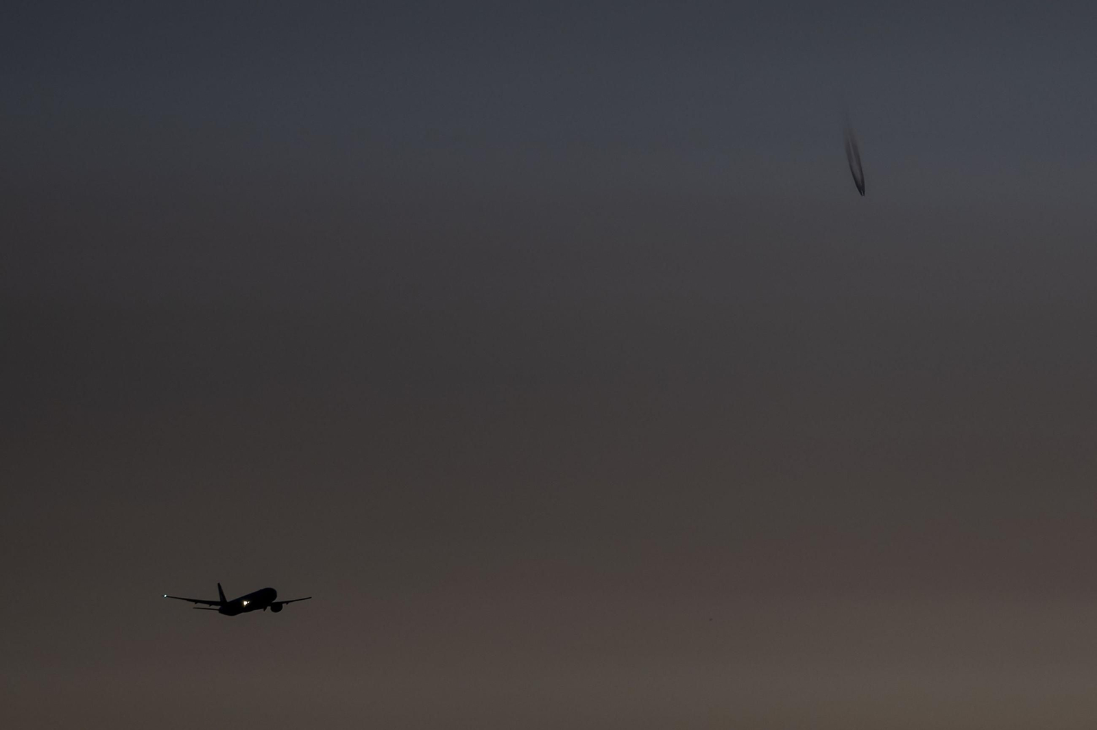 Espectáculo visual: El paso del cometa del siglo a lo largo y ancho del mundo