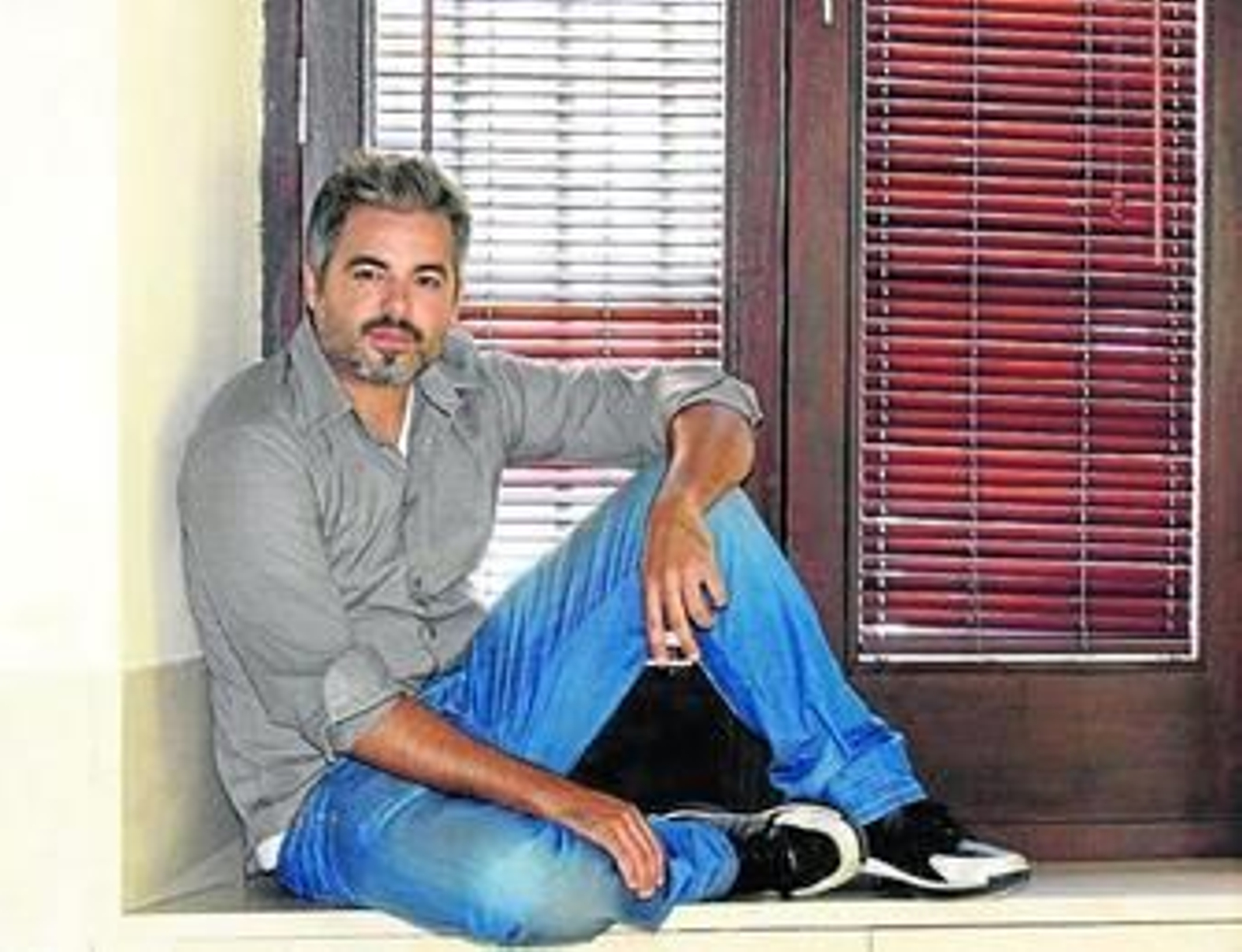 El cantautor Pedro Javier Hermosilla presenta esta noche sus nuevas canciones en la sala Planta Baja.