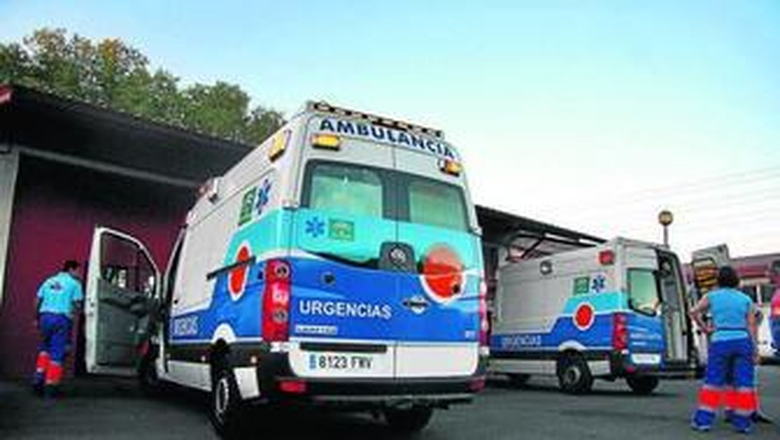 Ambulancias y personal de los dispositivos de cuidados críticos y urgencias (DCCU).