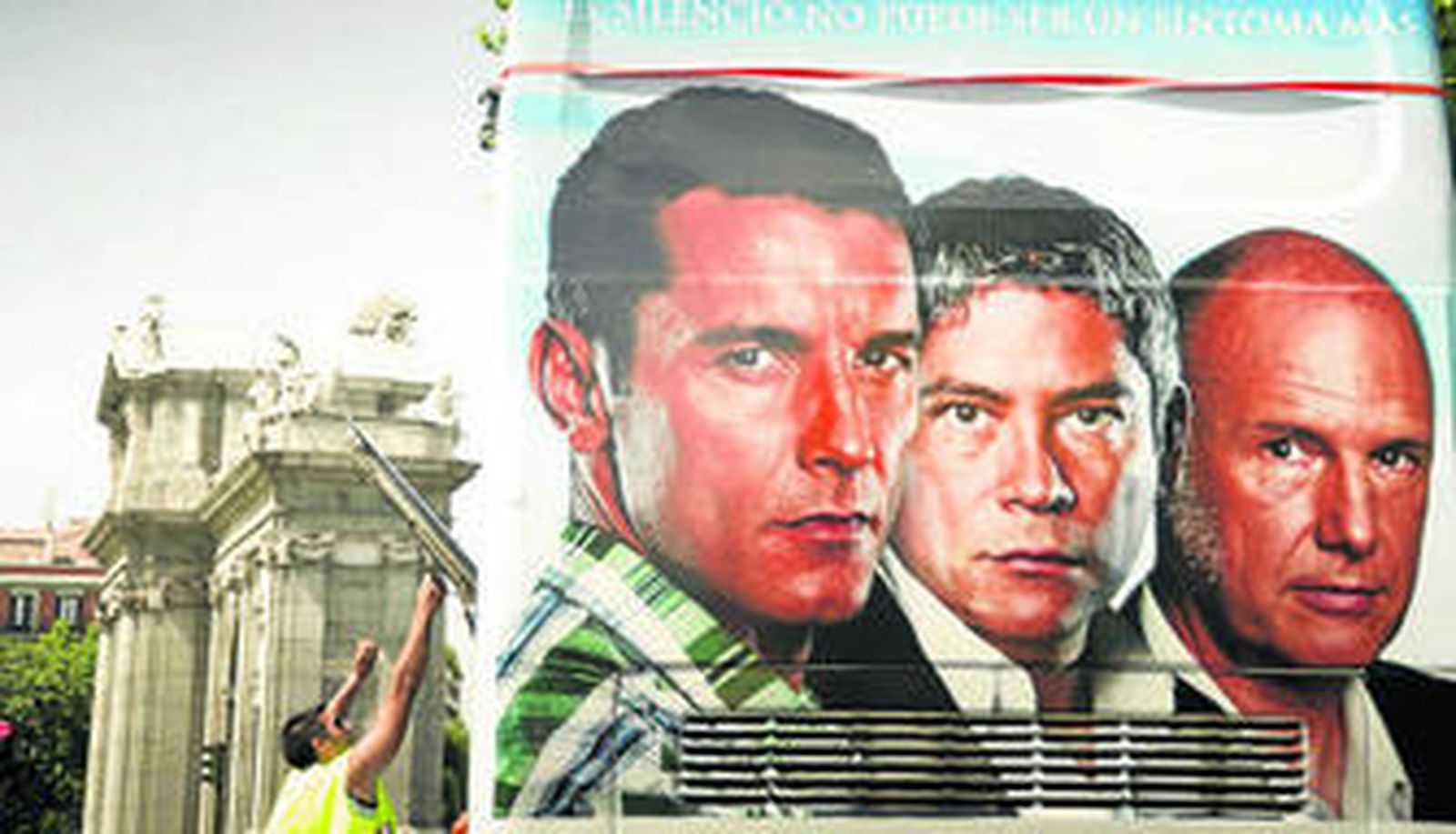 Campaña publicitaria sobre el sida que invita a hablar de la enfermedad.