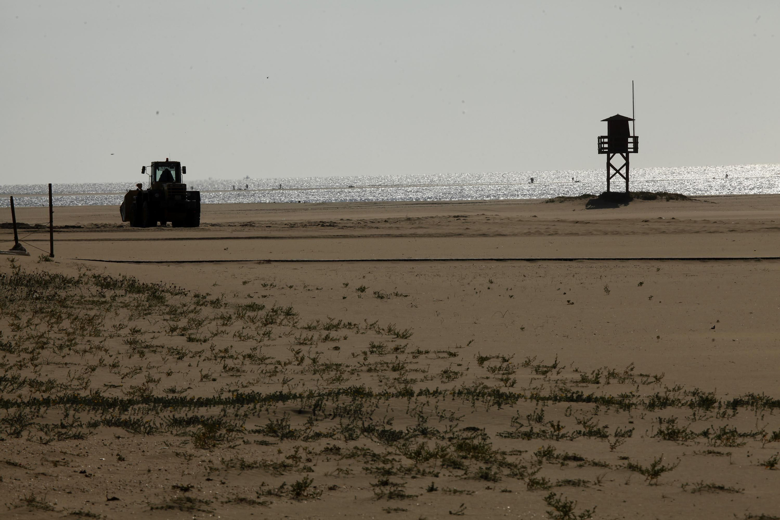 Las playas de la Costa de Huelva se preparan para la Semana Santa