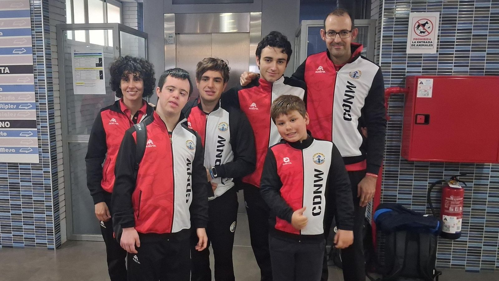 Los jóvenes nadadores roqueteros de natación adaptada cosechan importantes éxitos en el Campeonato de Andalucía y Open de Natación Adaptada.