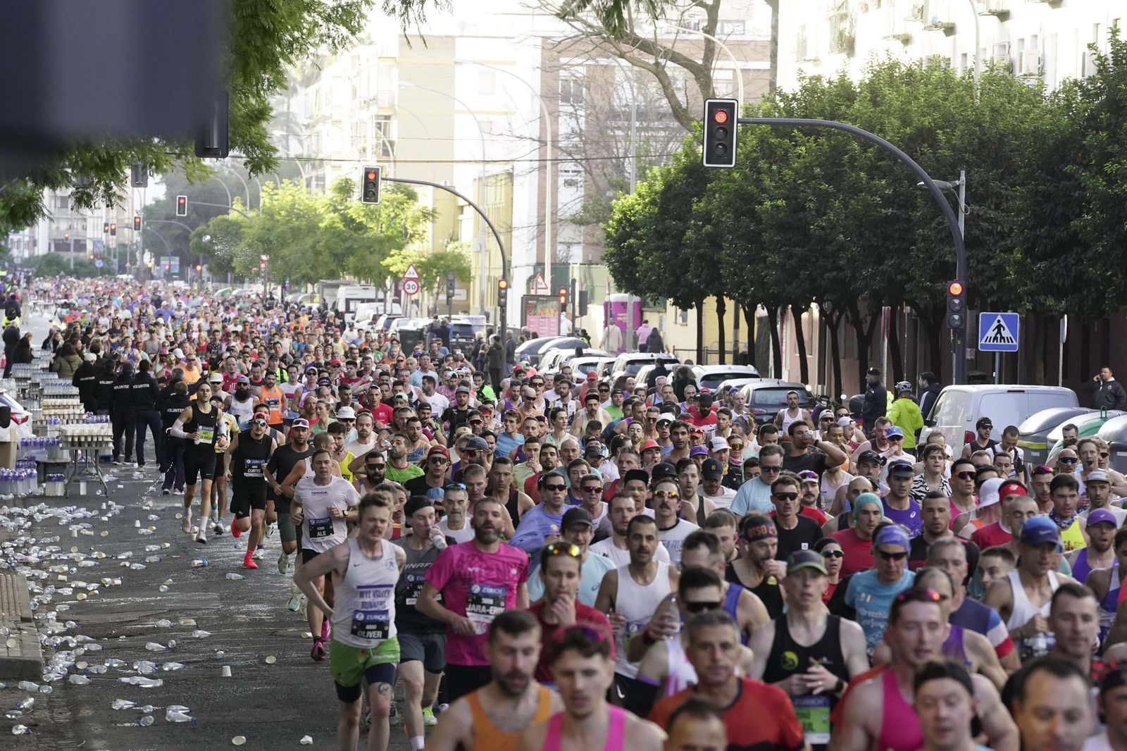 el Zurich Maratón de Sevilla 2026 por Lopez de Gomara, galería 1