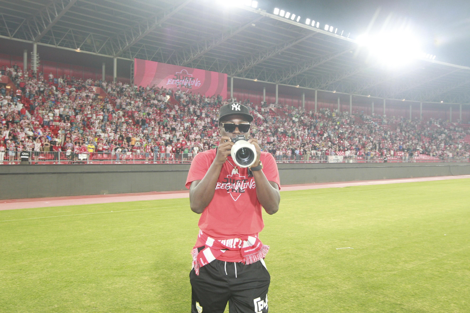 Las imágenes de la fiesta del ascenso de la U.D. Almería en el Estadio Mediterráneo.