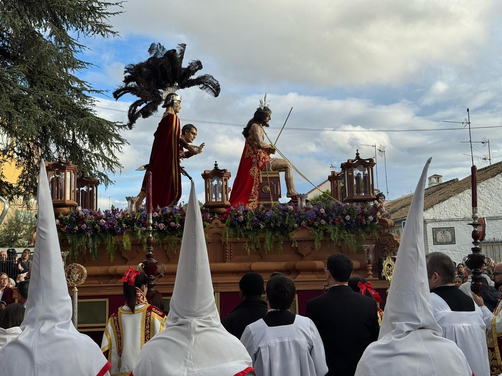 La procesión de la Hermandad de la Sentencia y Paz