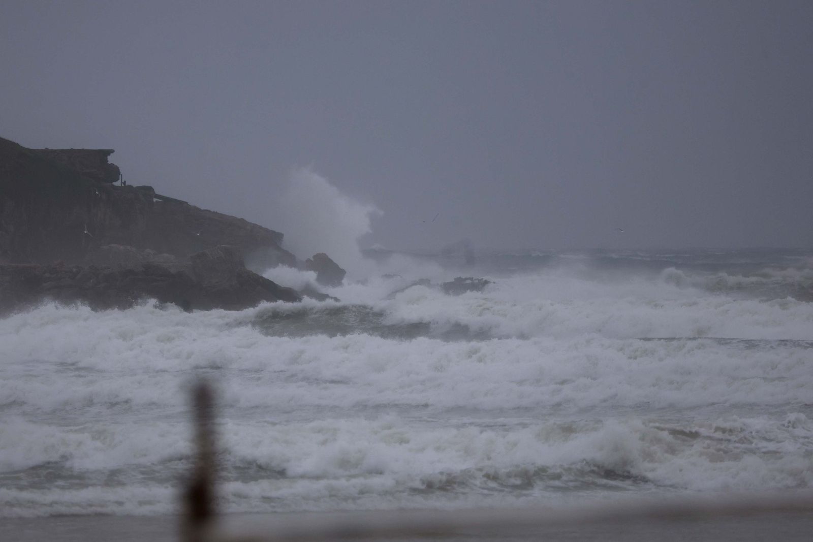 Fotos de los efectos de la borrasca Leonardo en Tarifa, Algeciras y Castellar