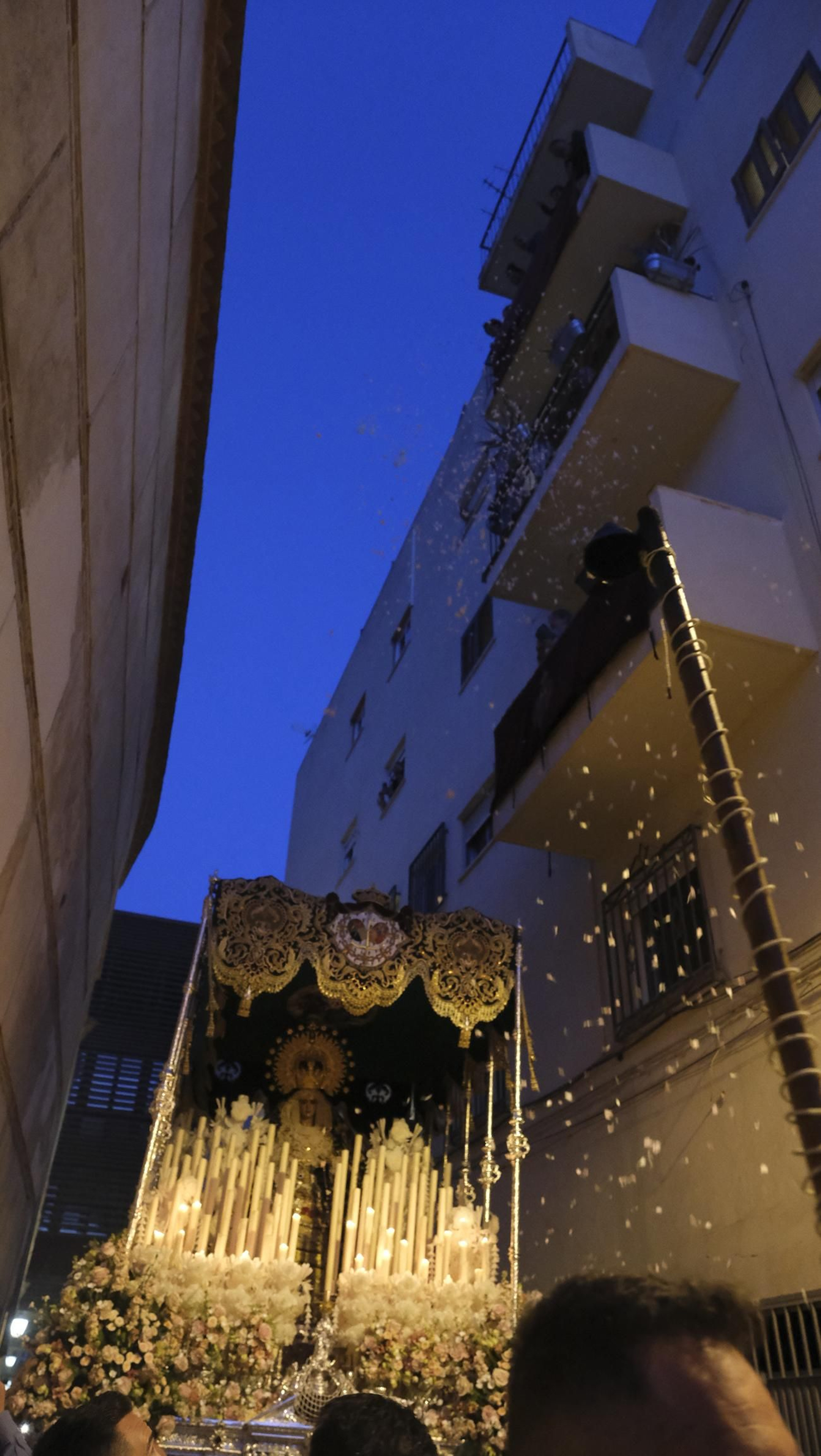 Procesión de Estudiantes en Almería, en imágenes