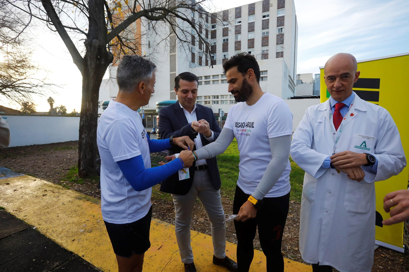 El I Desafío Deportivo Solidario Jarquil parte del Hospital Reina Sofía de Córdoba, en imágenes