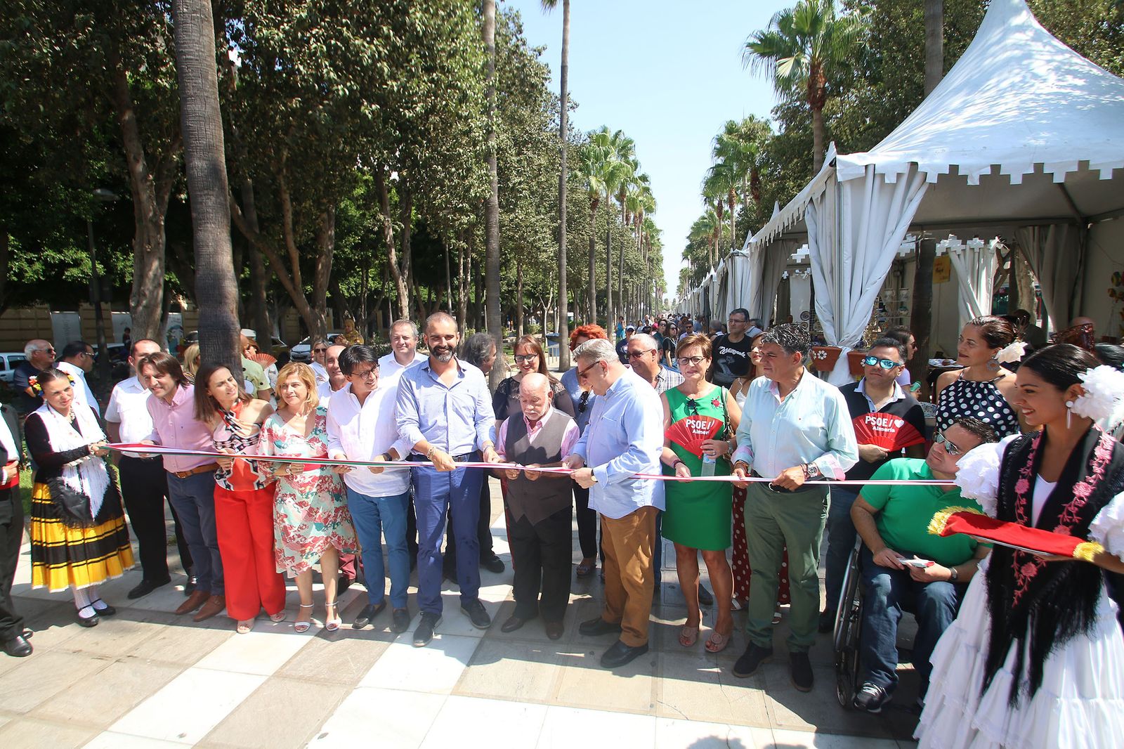 Fotogalería de la inauguración de la feria de alfarería. Feria de Almería 2019