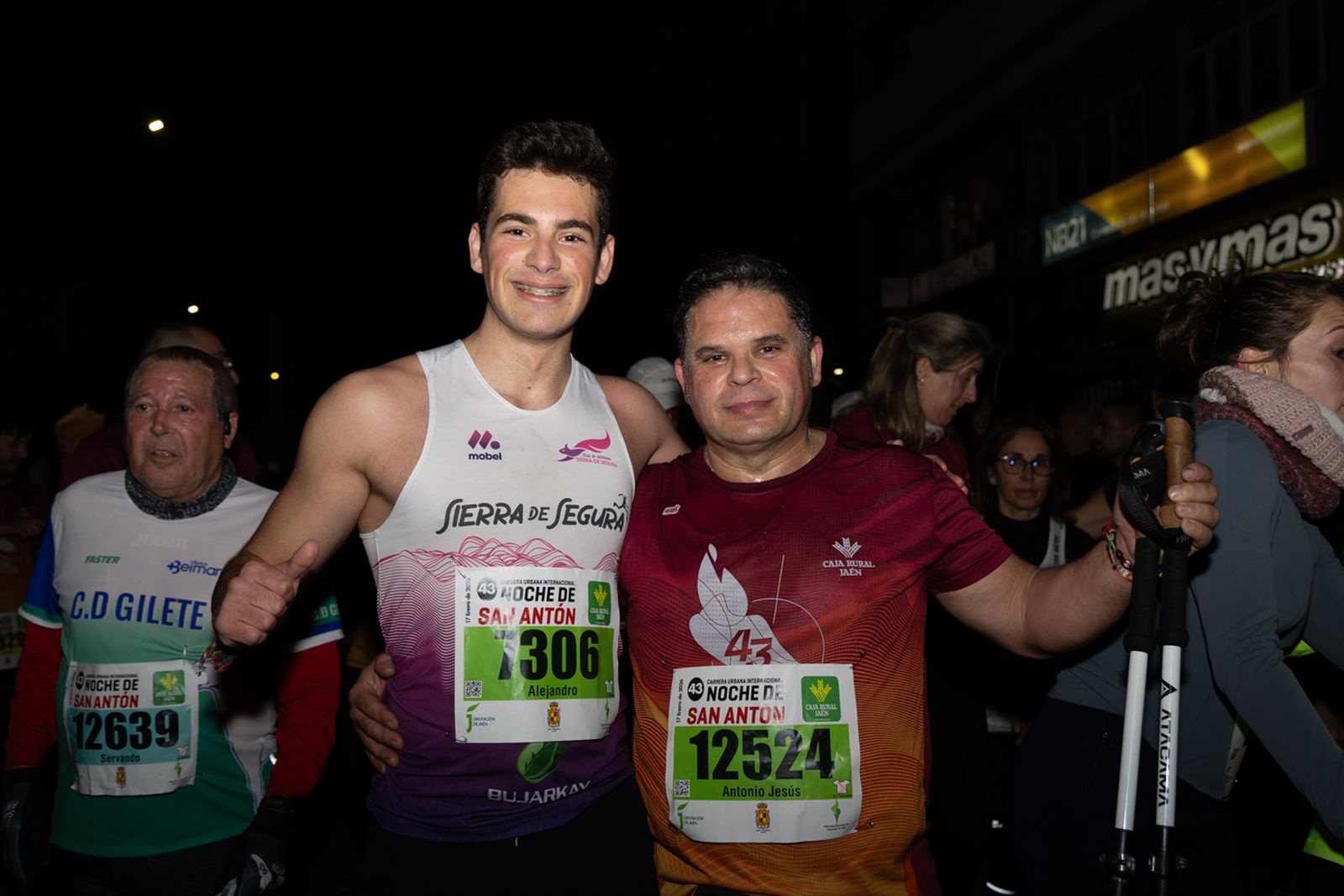 En imágenes: búscate en tu llegada a meta de la Carrera de San Antón 2026 (III)