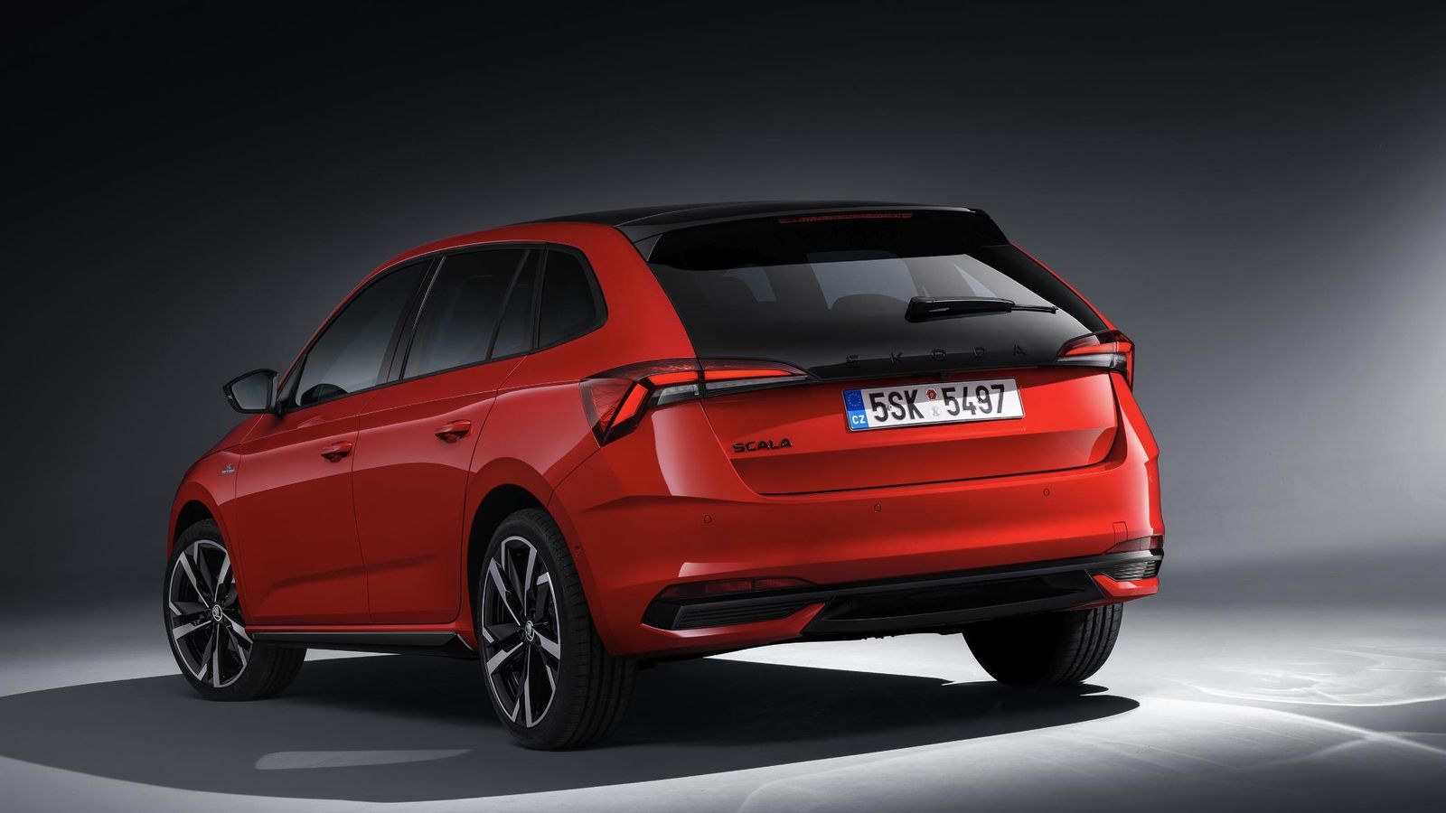 Además de los faros matriciales, los Monte Carlo también se distinguen por las llantas de 17" que, en opción, pueden ser de hasta 18".