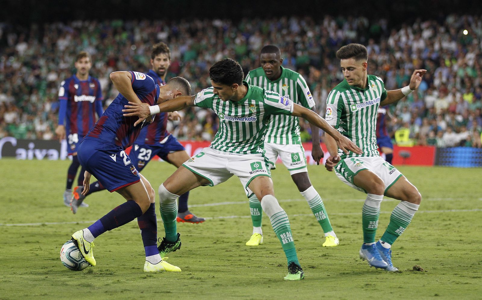 El Betis-Levante, en imágenes