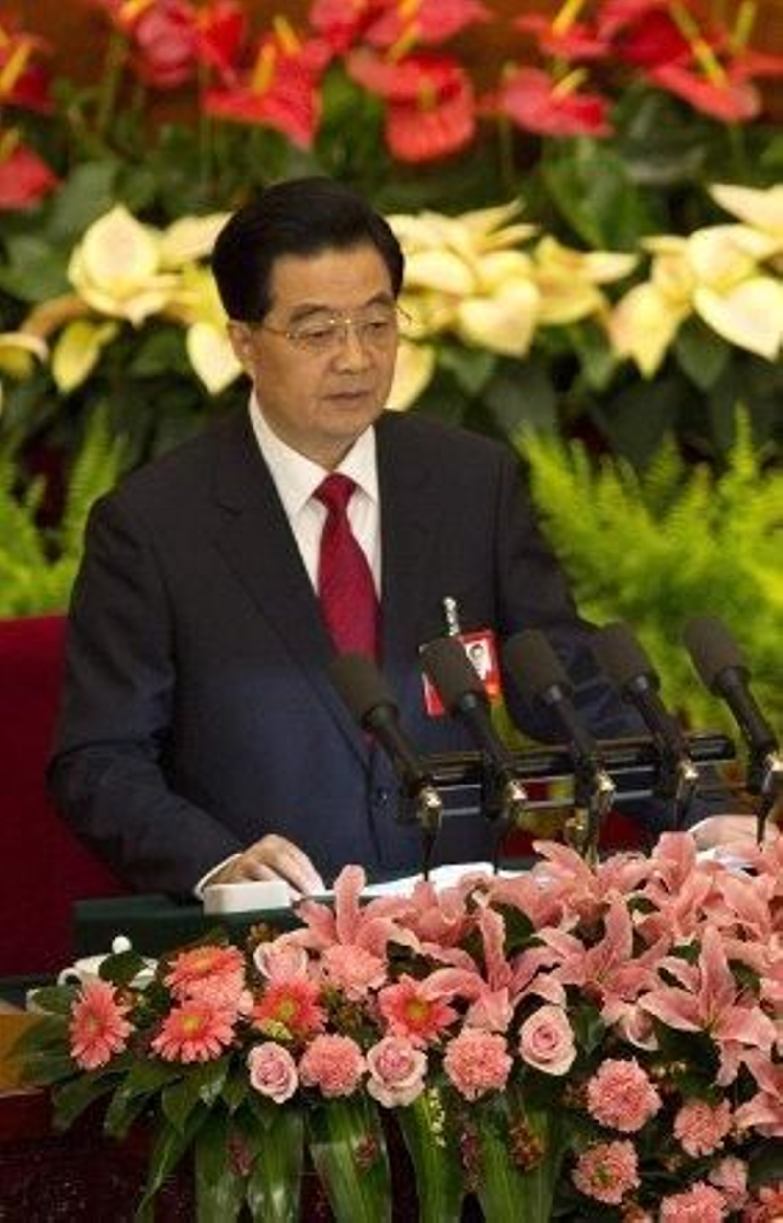 Hu Jintao: "Si fallamos en combatir la corrupción en China, caerá el Estado" Hu Jintao: "Si fallamos en combatir la corrupción en China, caerá el Estado"