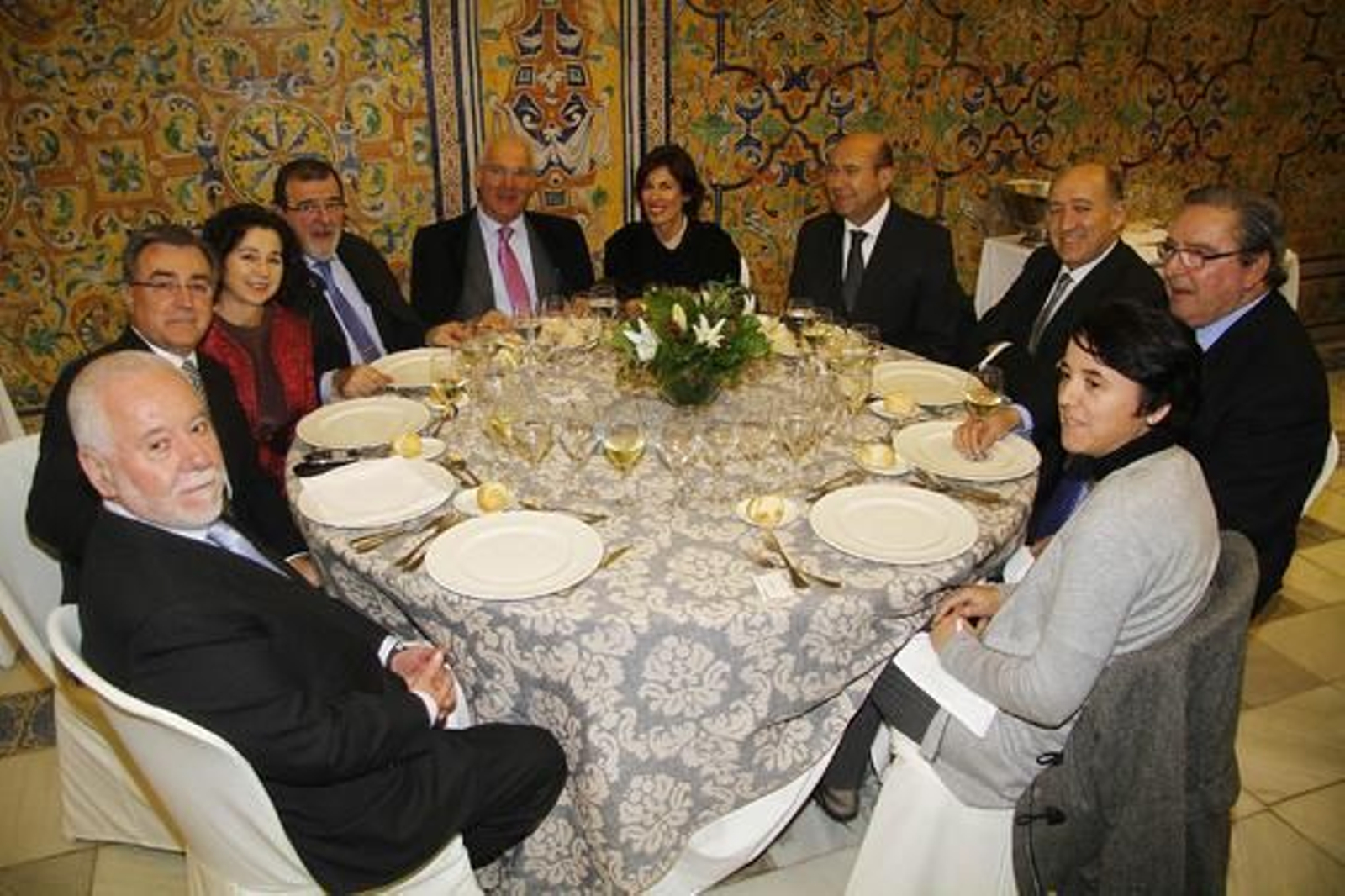 Francisco Rodríguez, Ignacio Martínez, Pilar Sánchez-Izquierdo, José Rodríguez de la Borbolla, Eustasio Cobreros, Luisa Fernanda Hernández, Francisco Ferraro, Fernando Faces, Antonio García y Dolores Bravo. 

Foto: Antonio Pizarro / Juan Carlos Vázquez / Victoria Hidalgo / Manuel Gómez