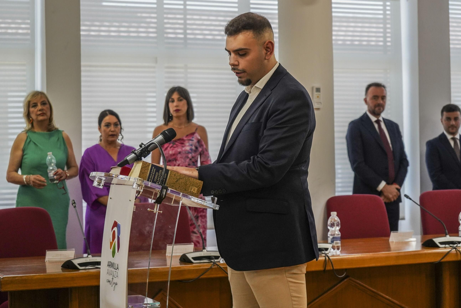 La constitución de los Ayuntamientos de Granada, en imágenes