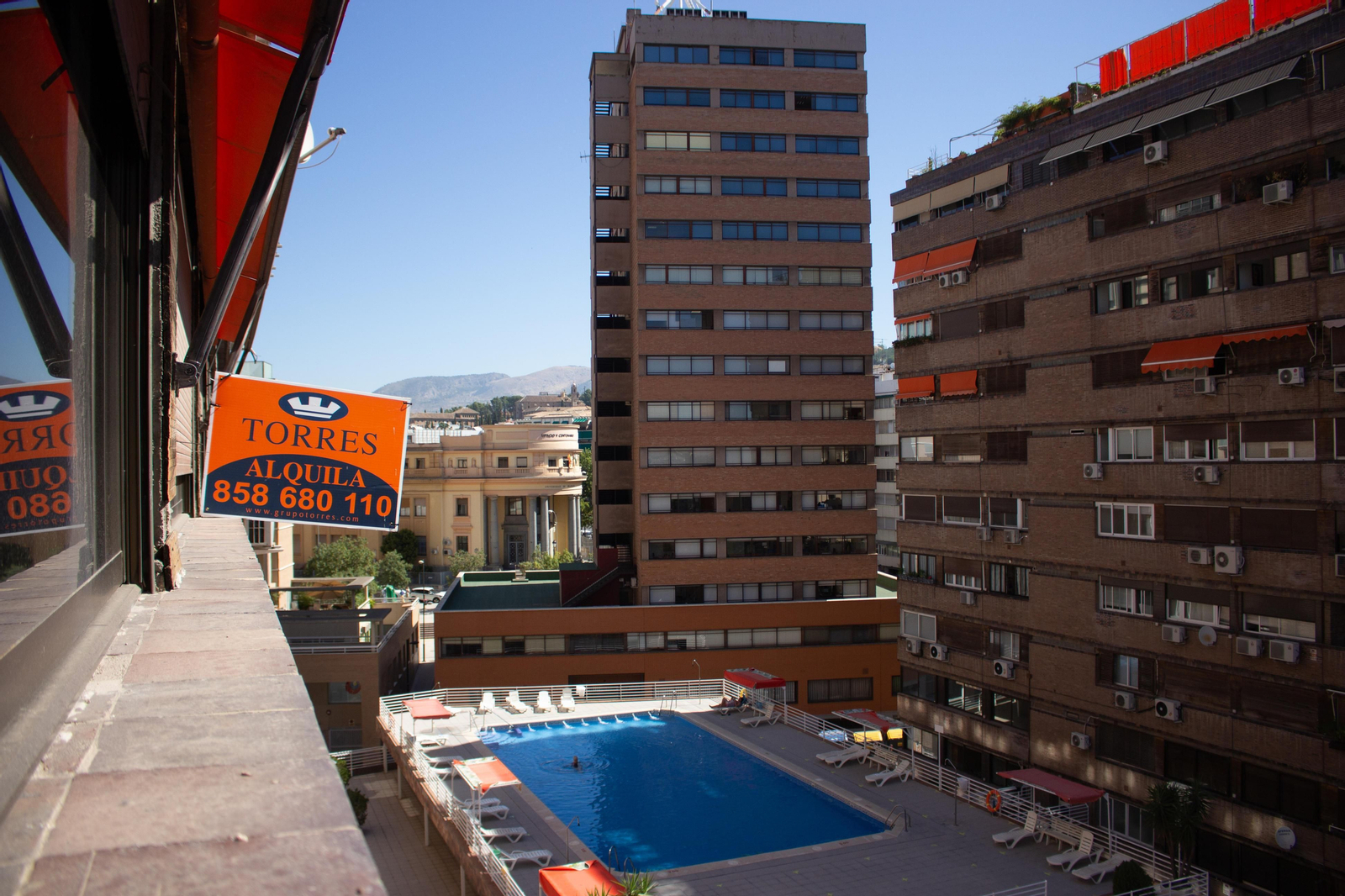 Una vivienda en alquiler en el edificio de La Pirámide de Granada