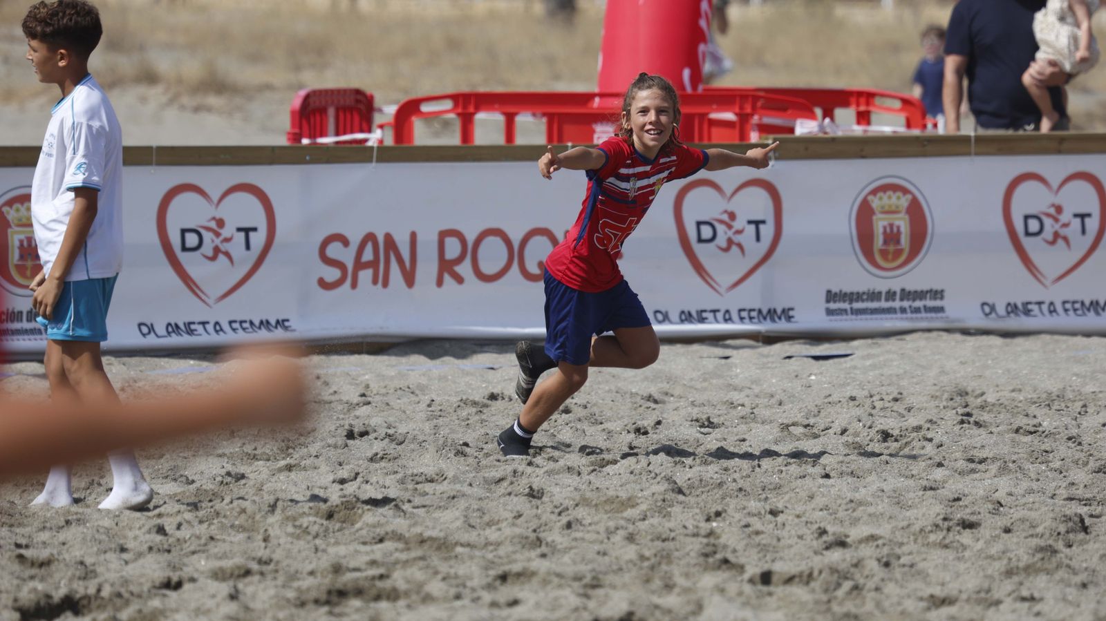 Las fotos del I Torneo de Fútbol Playa en Torreguadiaro