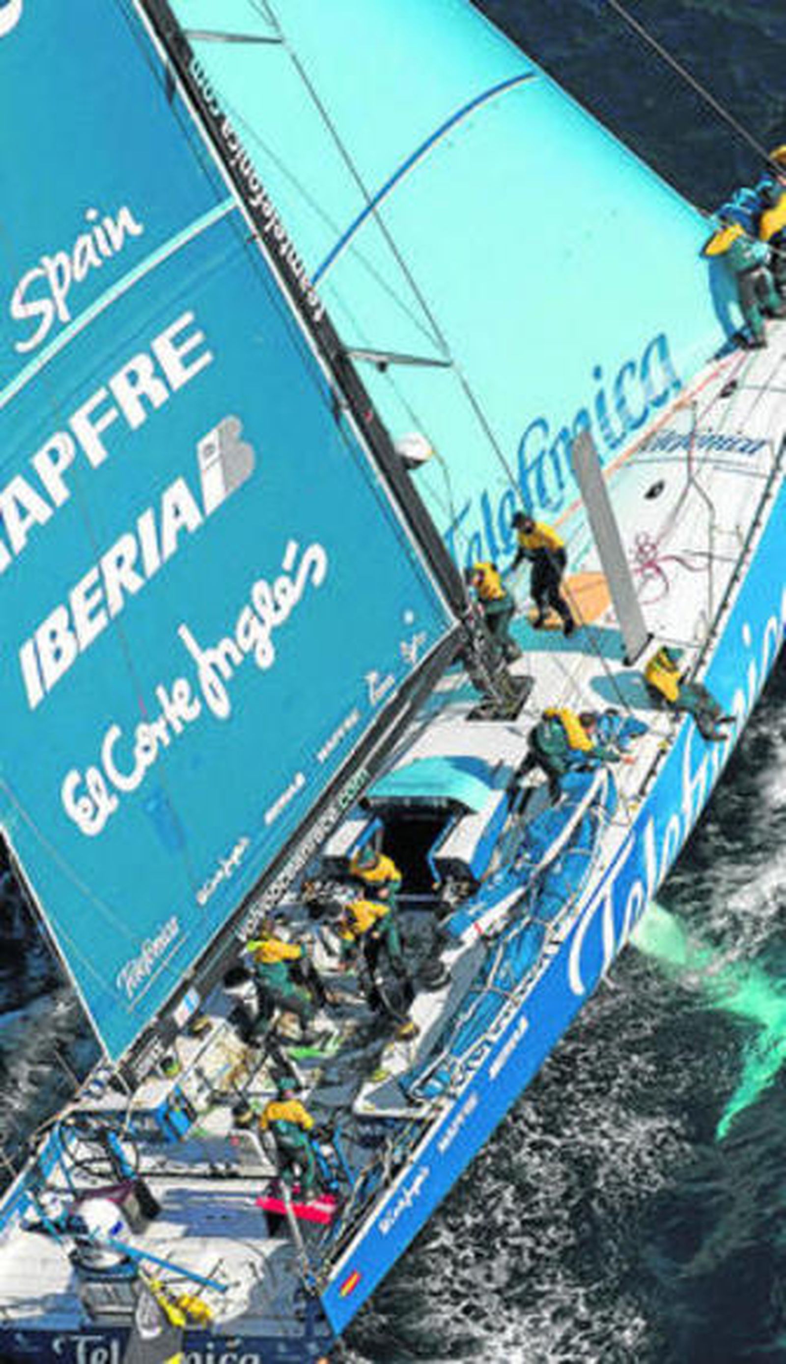 Imagen reciente del 'Teléfonica' durante la segunda etapa de la regata.