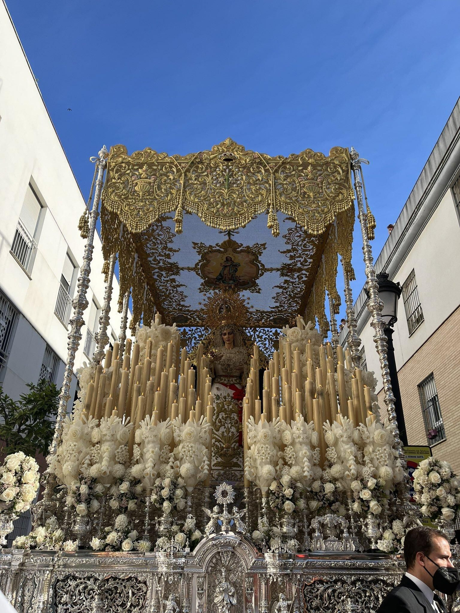 El paso de Nuestra Señora de la Aurora, en San Blas.