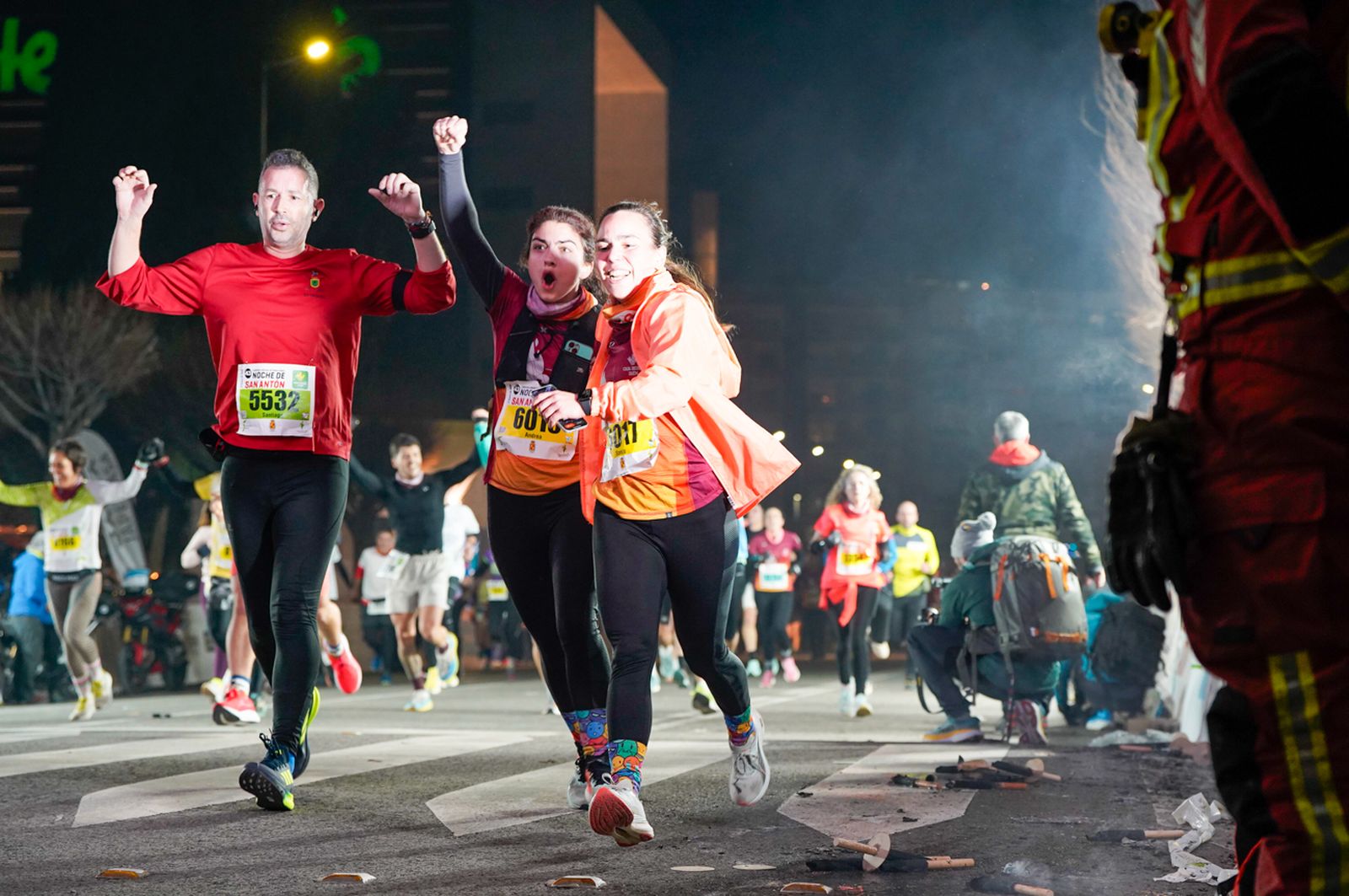 En imágenes: búscate en tu llegada a meta de la Carrera de San Antón 2026 (13)