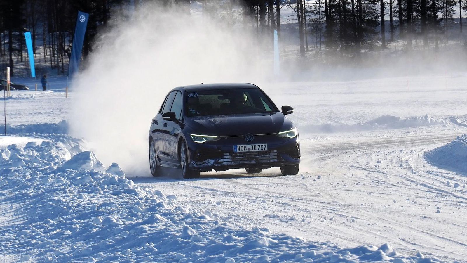 El Golf R será uno de los protagonistas de este curso sobre la nieve de la escuela de Volkswagen.