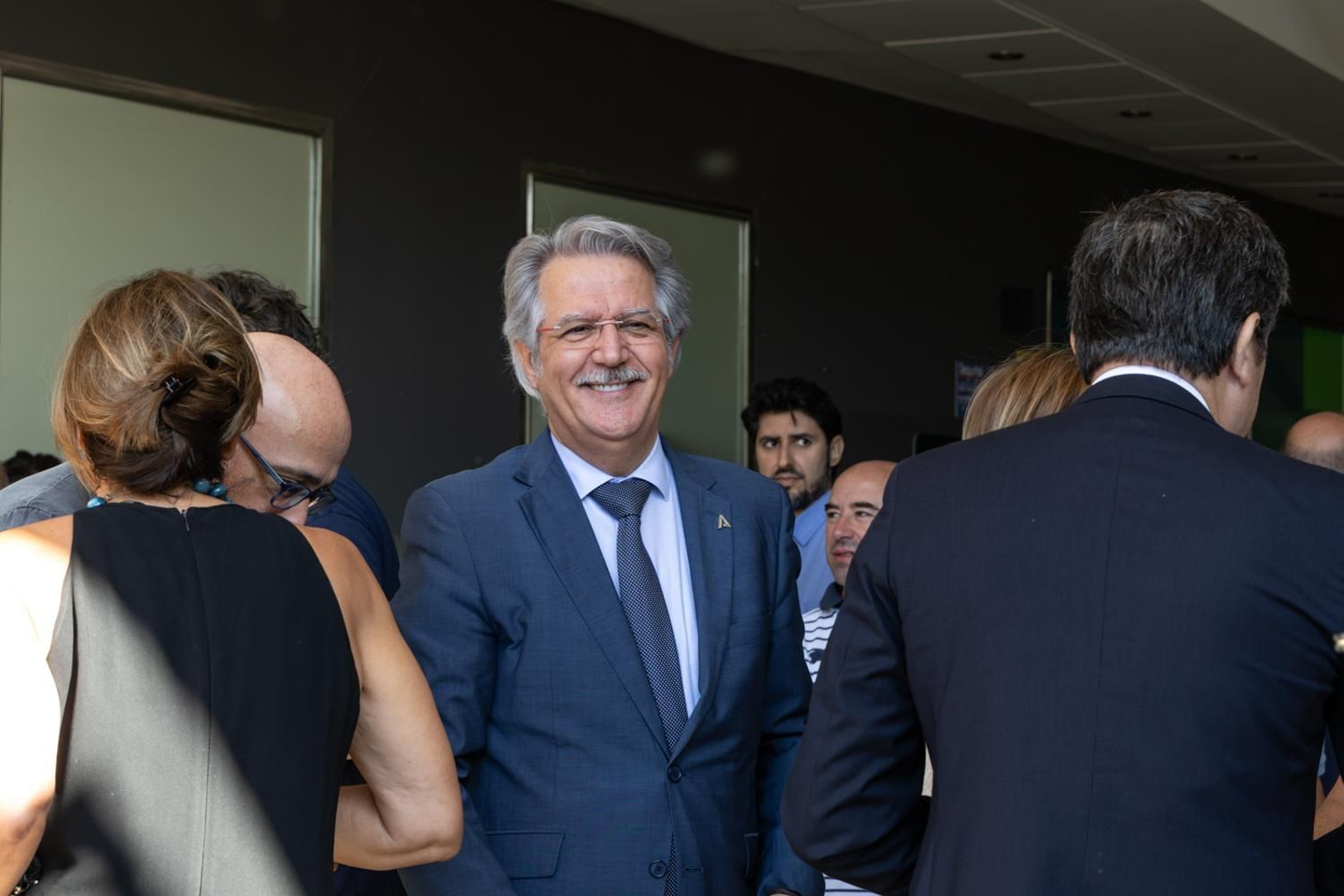 La sociedad jiennnese ha acompañado al Grupo Joly en su desayuno con la consejera.