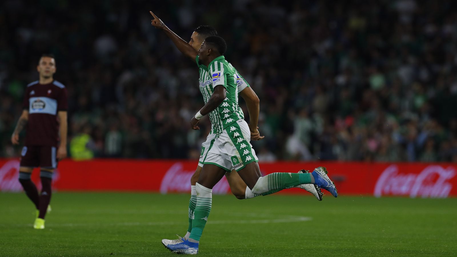 Emerson celebra el 1-0 ante el Celta.