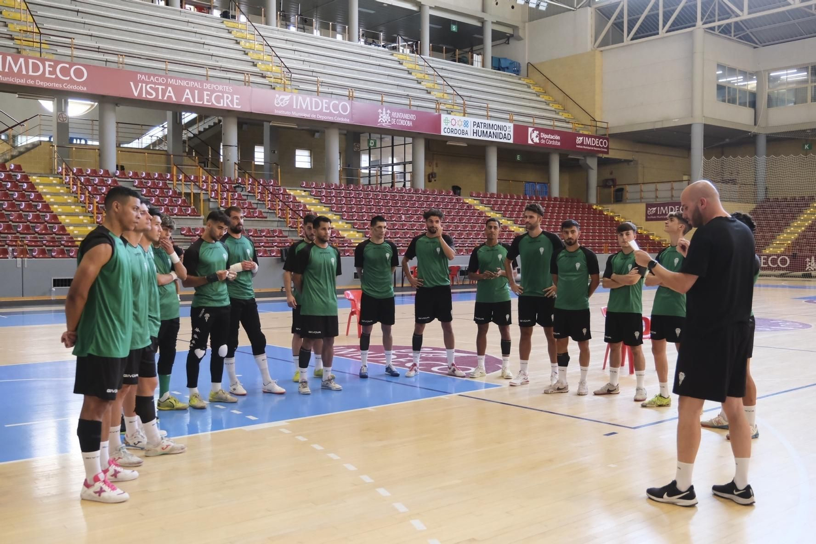 El primer entrenamiento del Córdoba Futsal, en imágenes