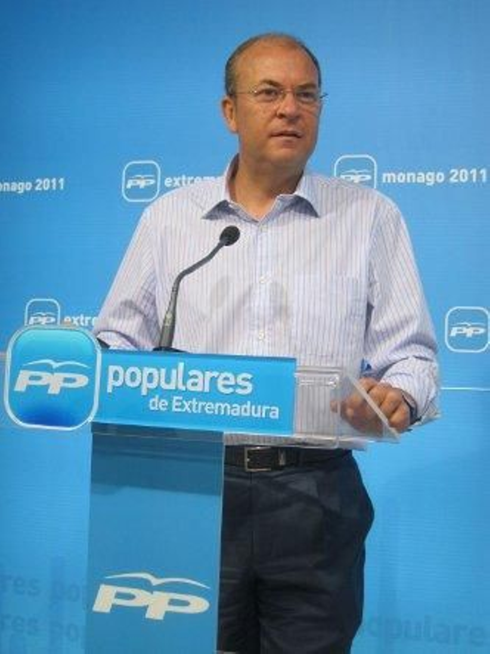 Monago a los catalanes: "Es Andalucía la que gasta más de lo que recibe, apunten bien"