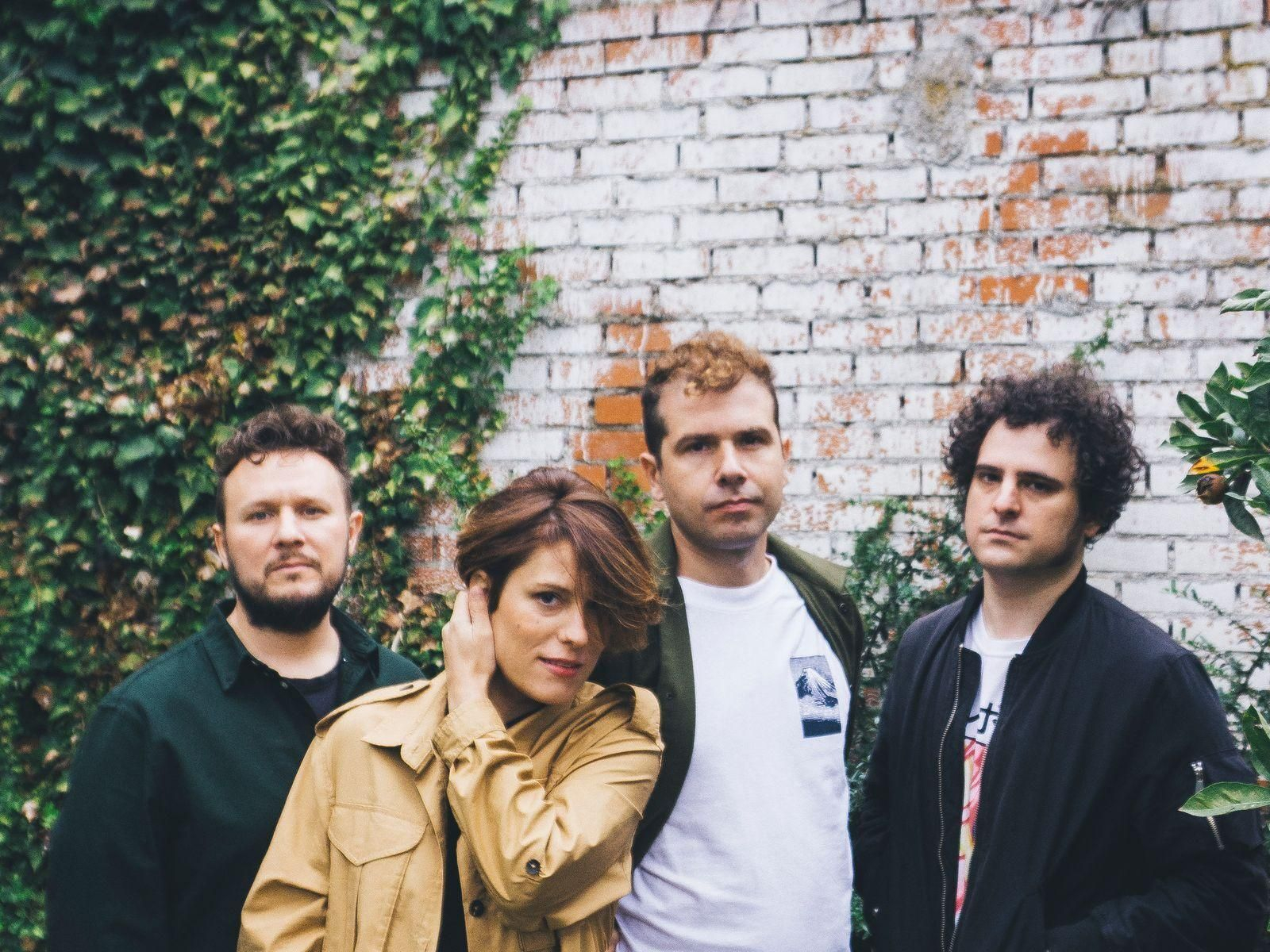 Triángulo de Amor Bizarro.