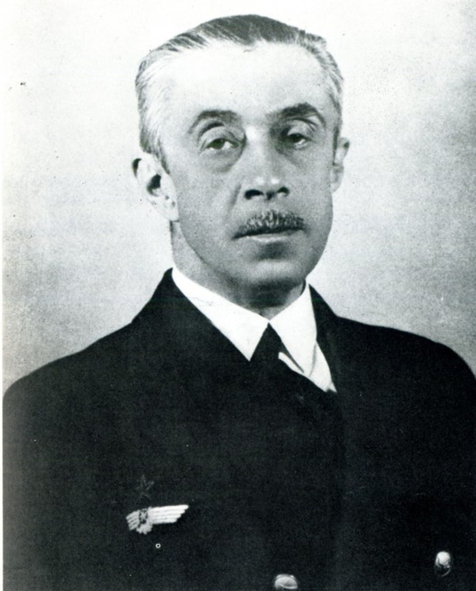 Emilio Herrera Linares.
