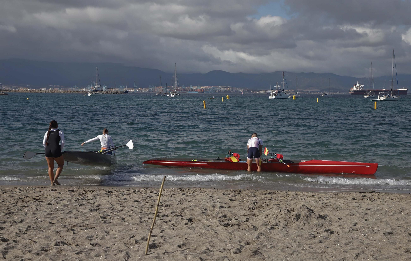 Las fotos de la jornada final de la Copa de la Juventud Europea de remo beach sprint de La Línea