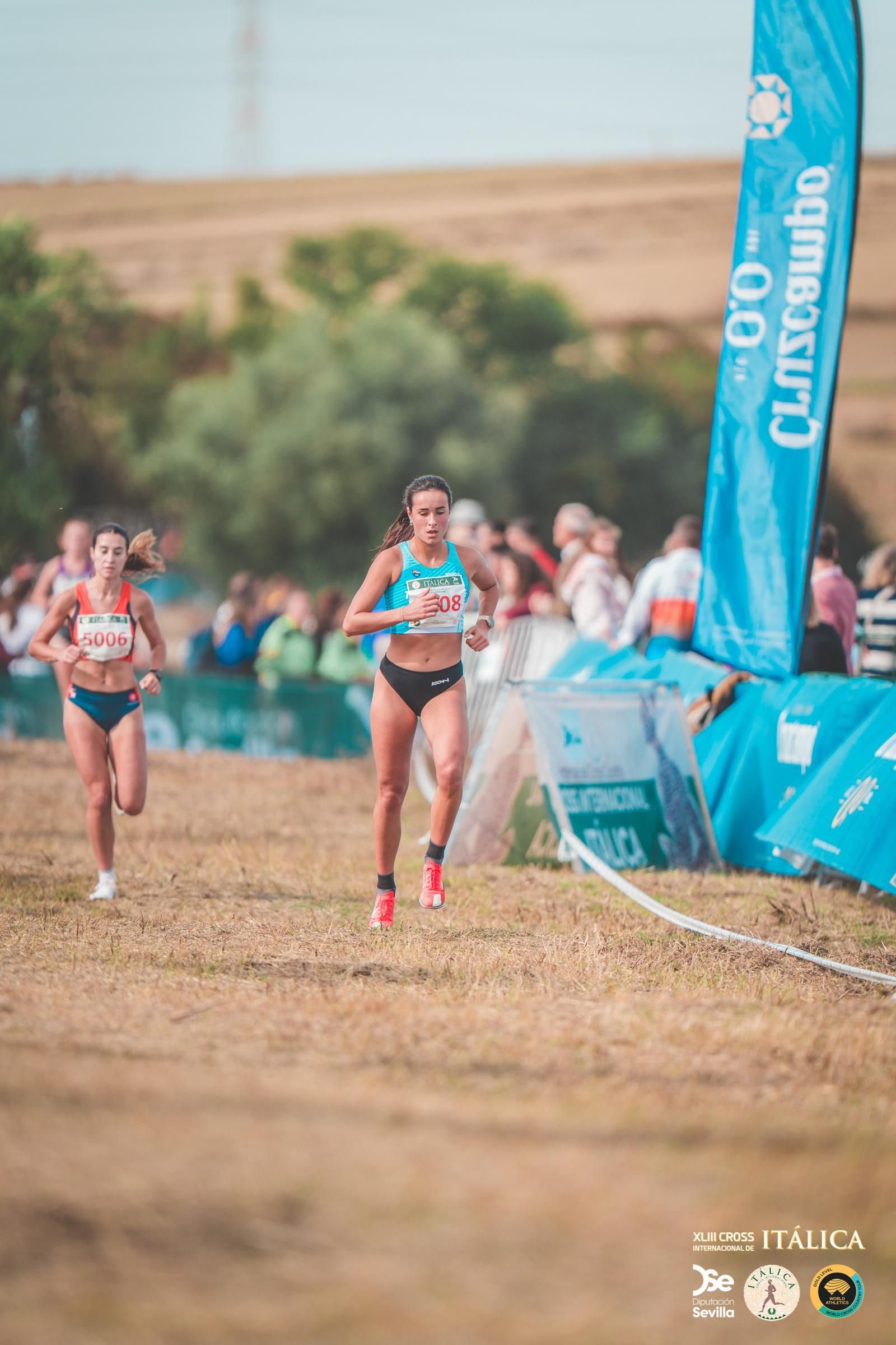 Búscate en las fotos del Cross de Itálica 2025 | 11