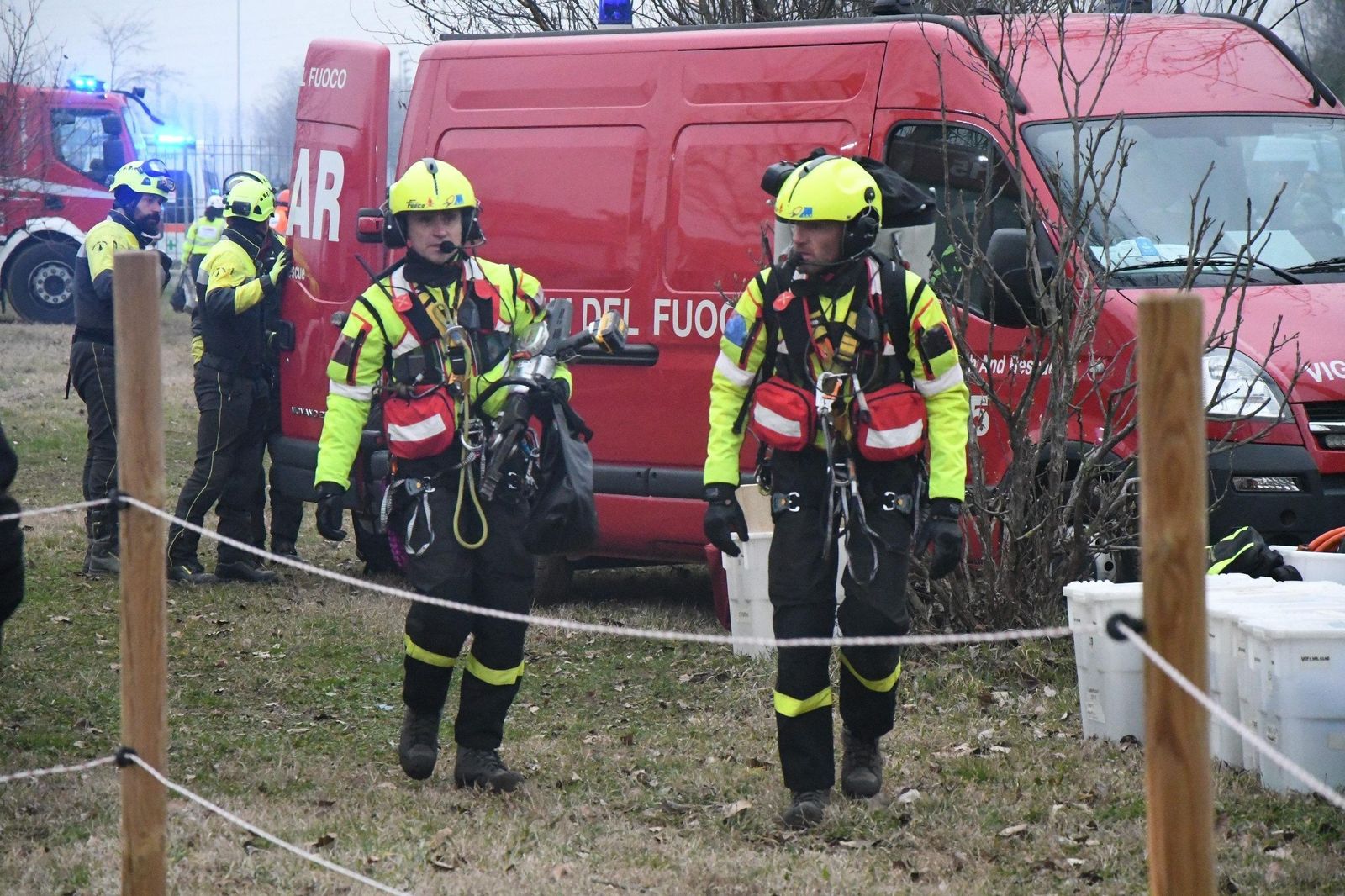 Imágenes del tren descarrilado en la provincia de Milán
