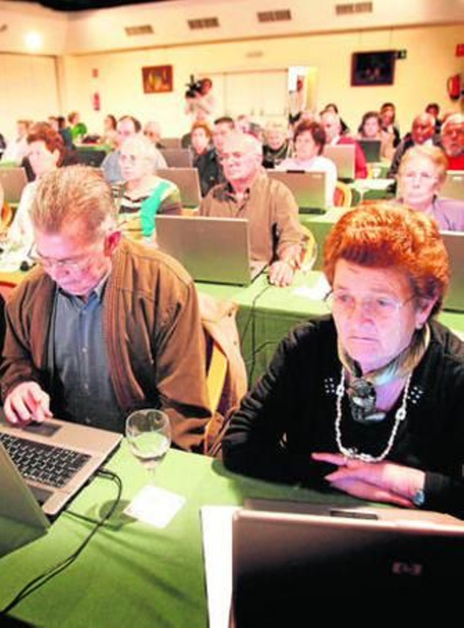 El programa de la Consejería de Innovación se ha llevado ya a 161 municipios granadinos.