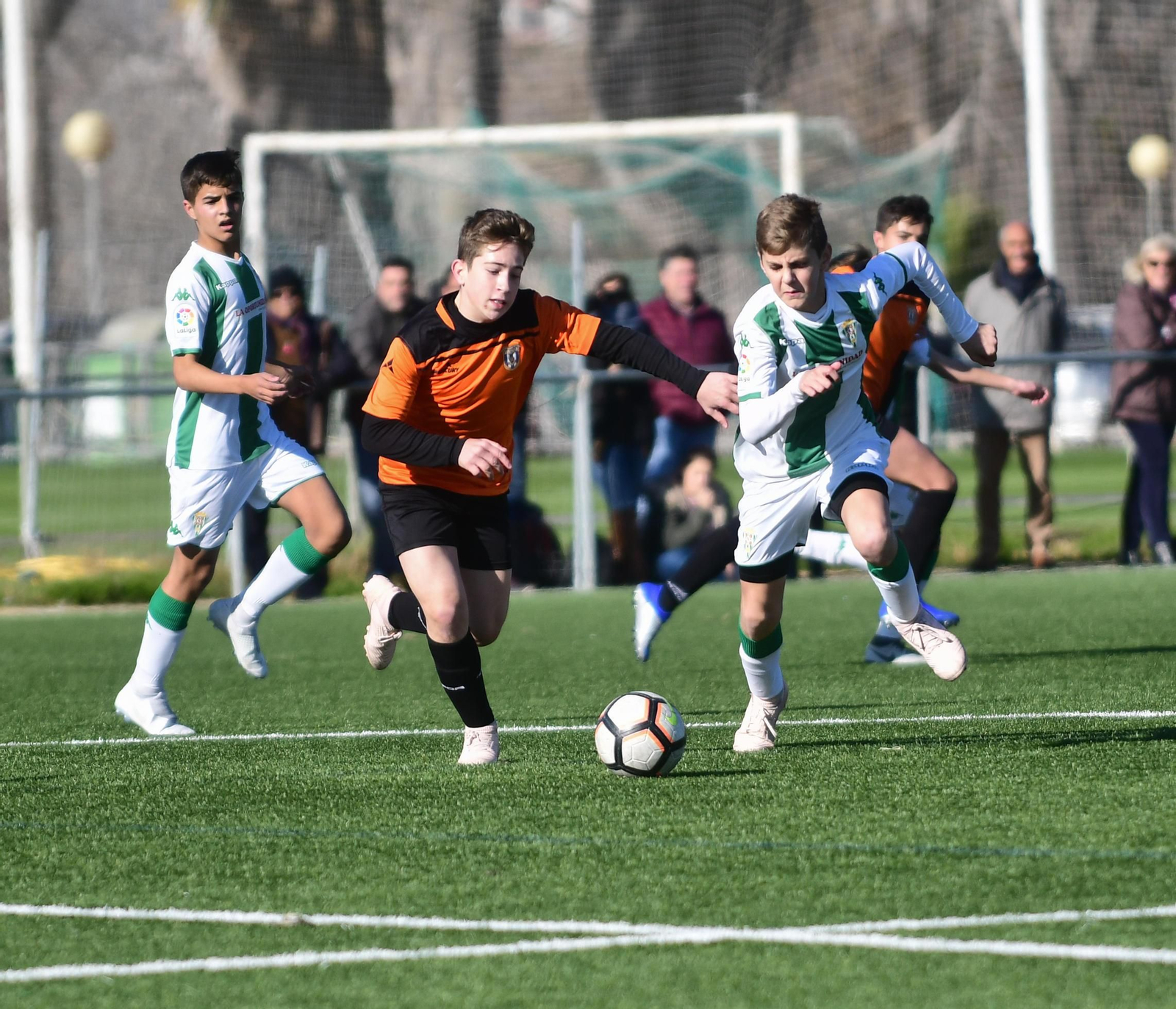 El Córdoba infantil goleó al 1889 Escuela.