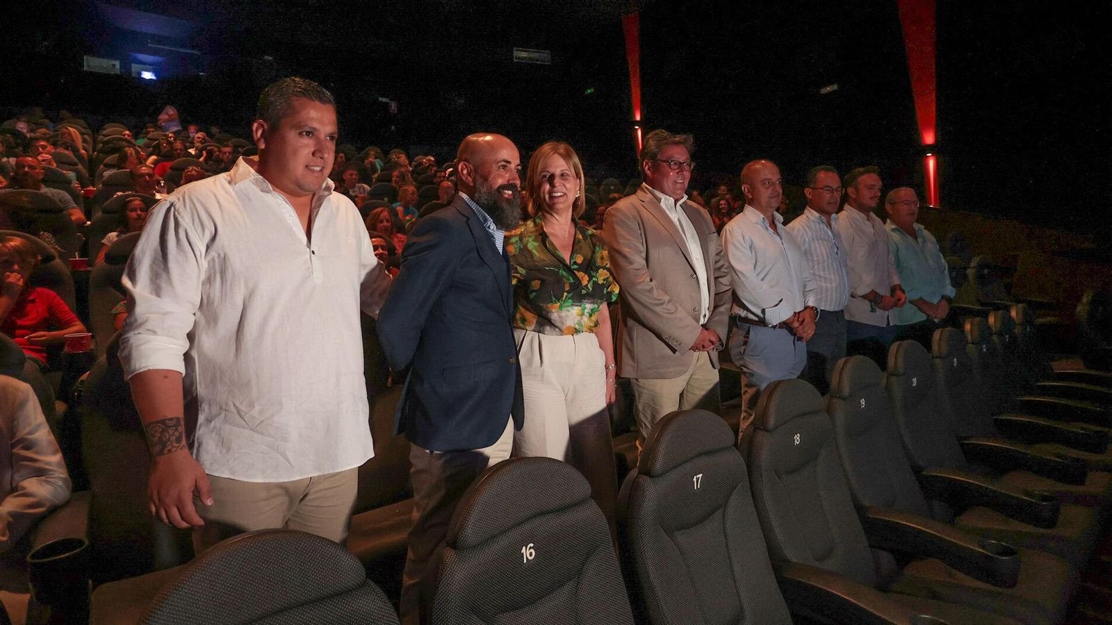 La alcaldesa y el delegado de Deportes, junto al presidente y vicepresidente del Xerez CD. La alcaldesa y el delegado de Deportes, junto al presidente y vicepresidente del Xerez CD.