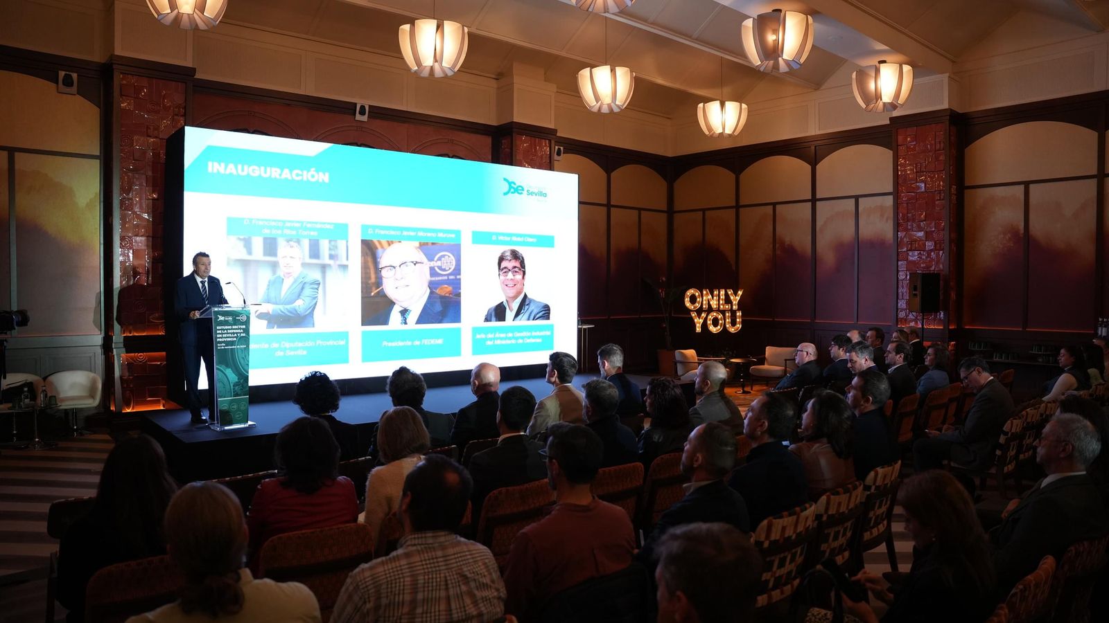 El presidente de la Diputación de Sevilla, Javier Fernández.